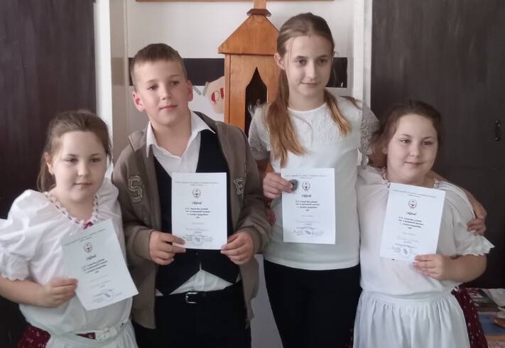 Vassn Boa Gabriella vers- s przamond verseny