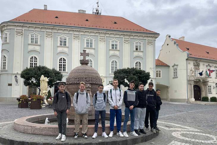 Kirnduls - Szkesfehrvr