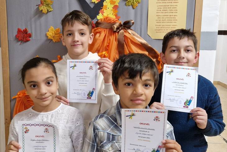  rjunk szpen kzzel! szpr s a Verseljnk egytt! versmond versenyek