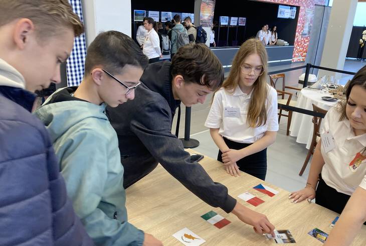 „Irny a plya” c. plyavlasztsi killts