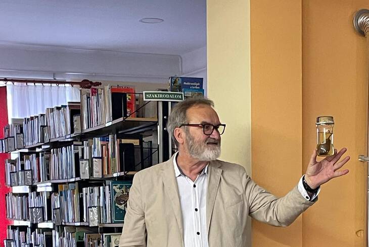 Dr. Fzfa Balzs habil. PhD, egyetemi docens eladsa